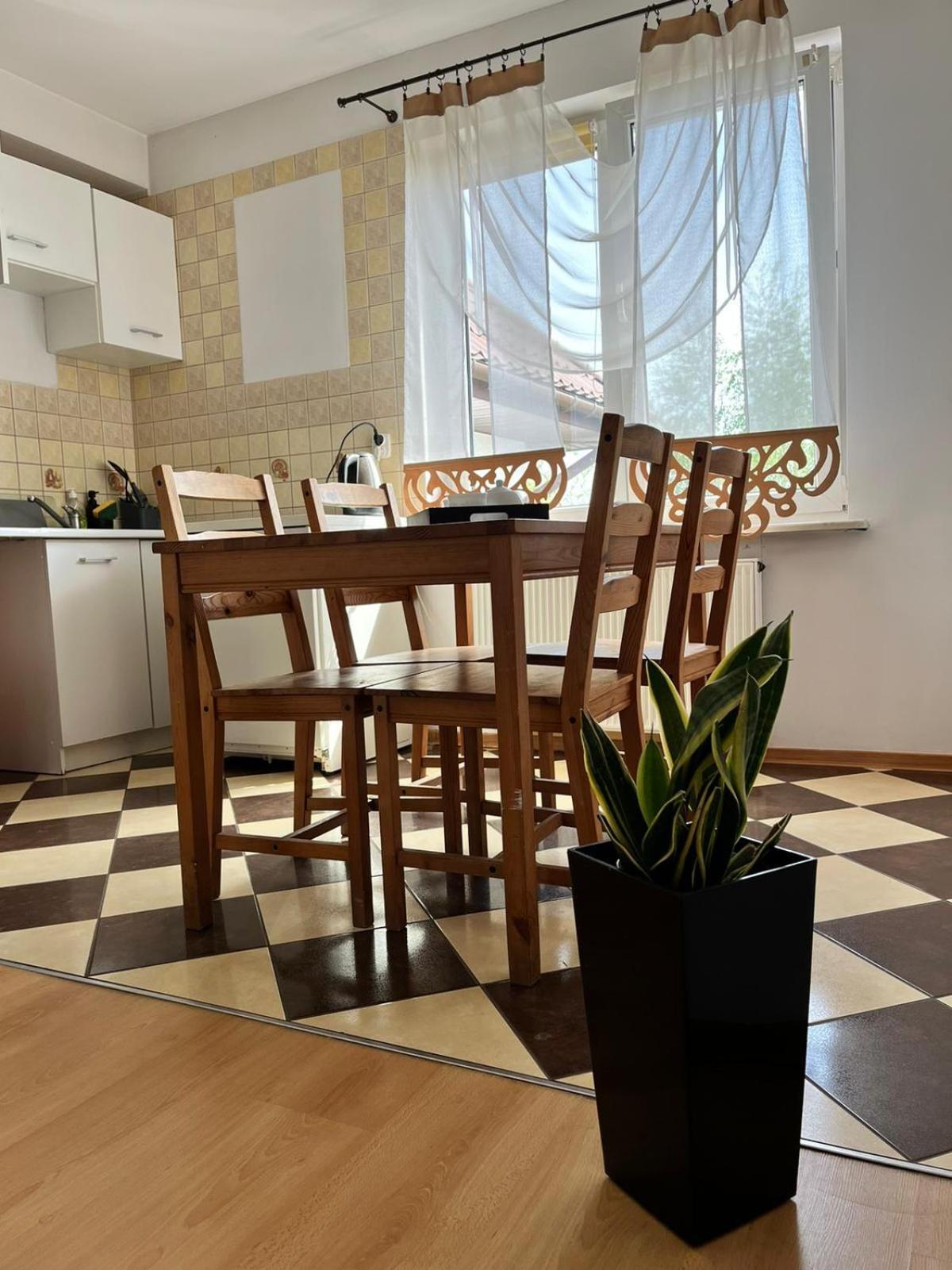 Apartment On The Road S-61 シプリシュキ エクステリア 写真